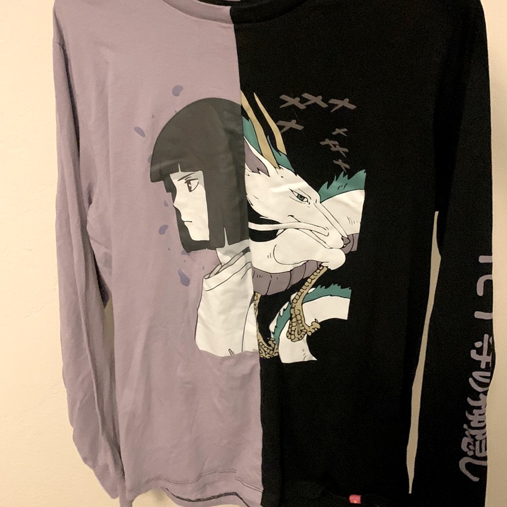 Spirited Away shirt size medium